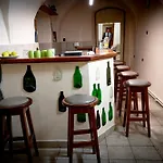 Nattali Πανσιόν Πόπραντ